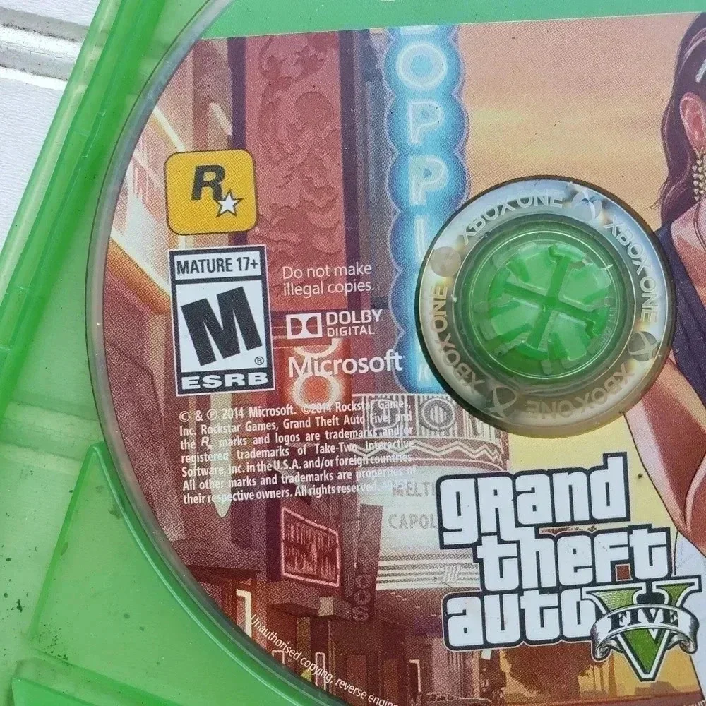 Gta 5 Xbox one Disc Only Grand Theft Auto V Microsoft 2014